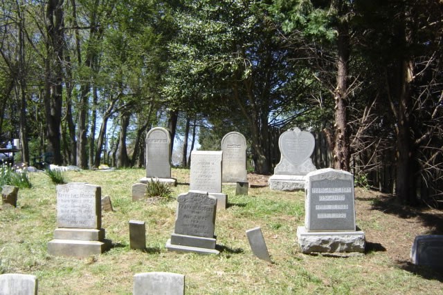 day-cemetery